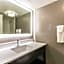 La Quinta Inn & Suites by Wyndham Virginia Beach