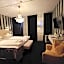 Palace Hotell