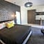 Indulge Apartments - CBD