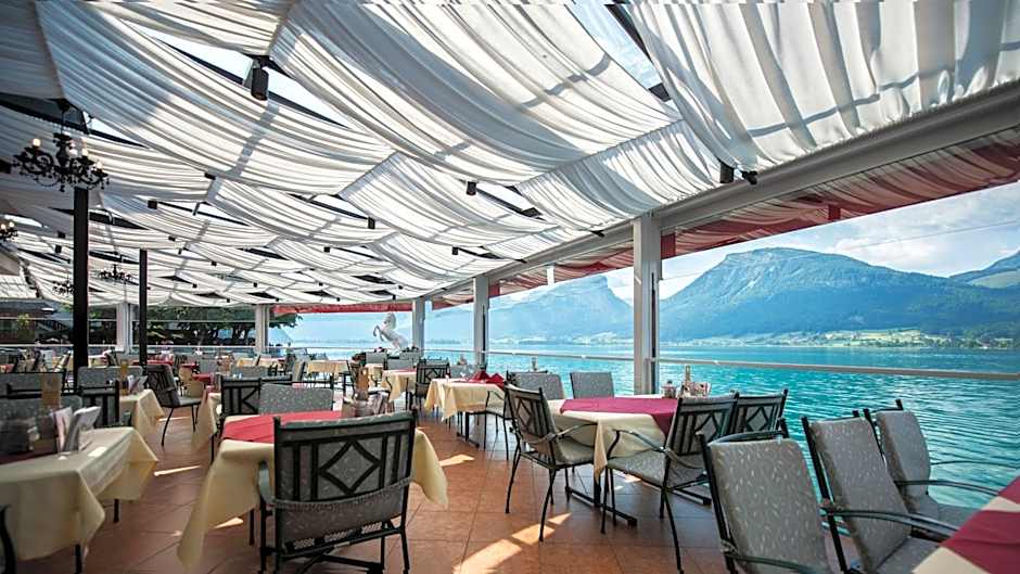 Romantik Residenz (Ferienwohnungen Hotel Im Weissen Rössl) - Dependance