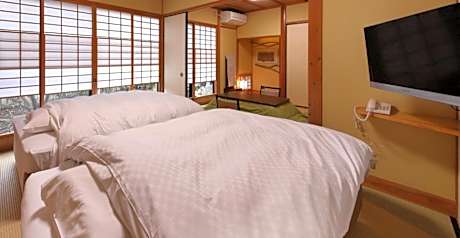 Twin Room with Tatami Area with Open-Air bath- New Building
