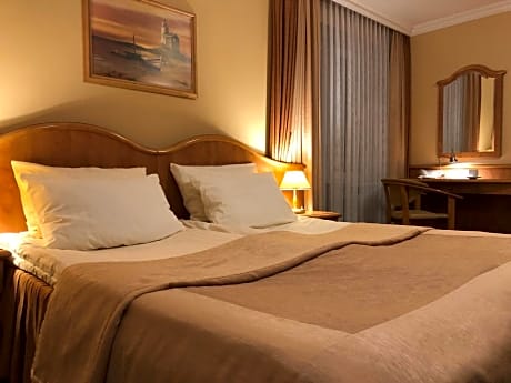 Double or Twin Room  with New Year's Package