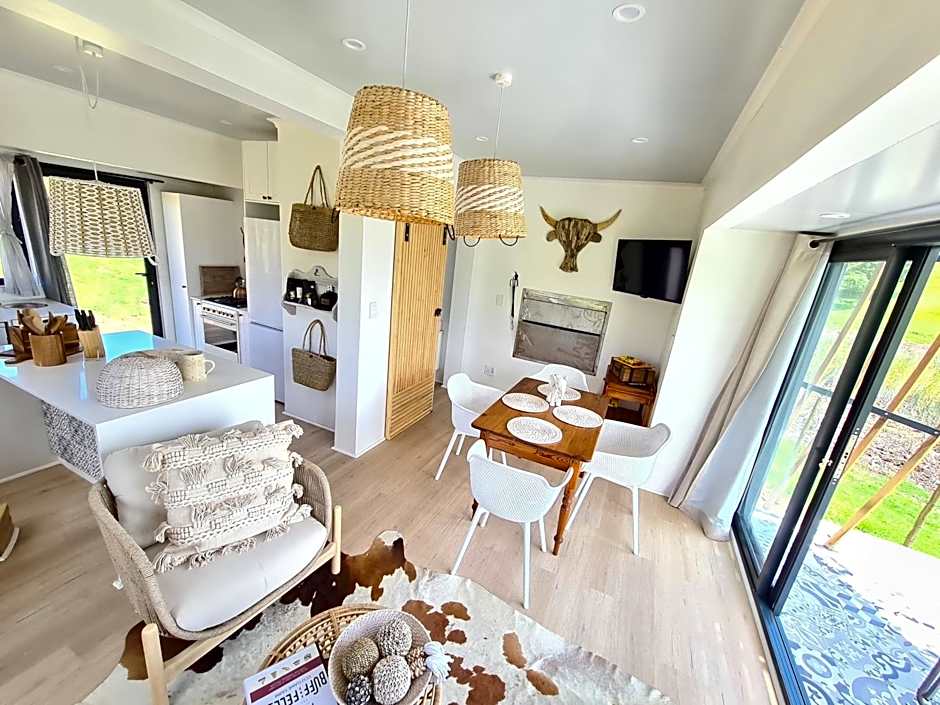 Buff & Fellow Eco Cabins