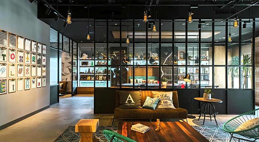 Moxy by Marriott Tokyo Kinshicho