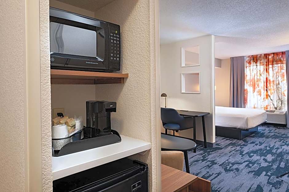 Fairfield Inn & Suites by Marriott Kansas City Airport