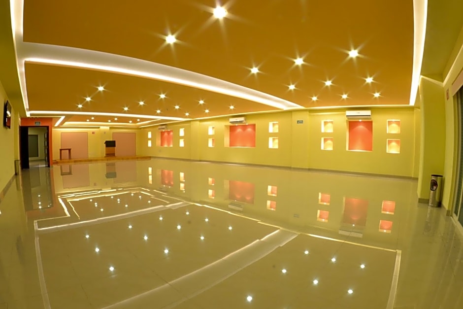 Hostalia Hotel Expo & Business Class