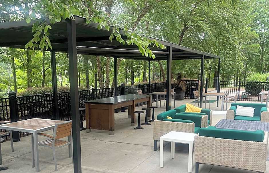 Holiday Inn Atlanta - Gas South Arena Area by IHG