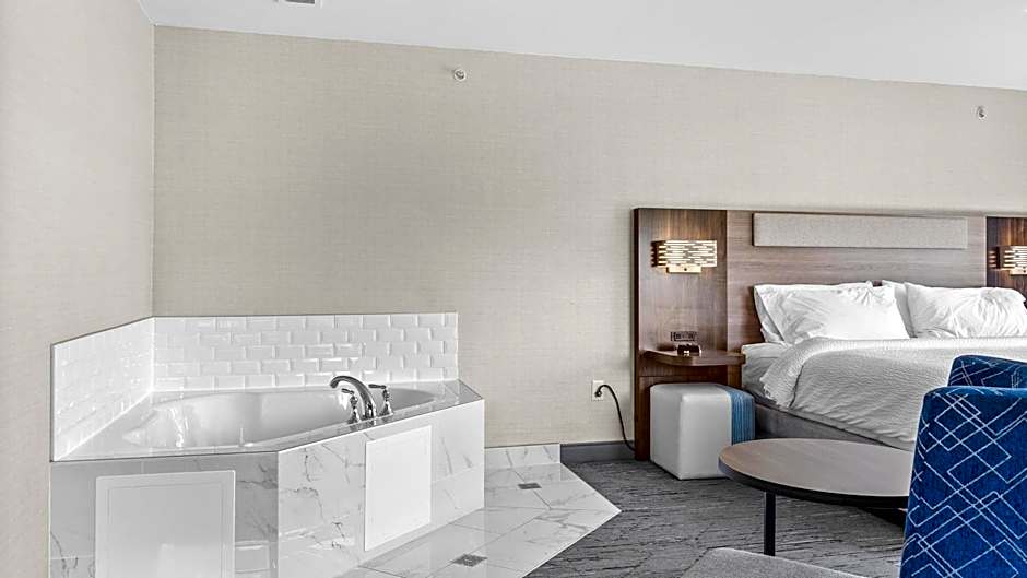 Holiday Inn Express Hotel & Suites Manchester - Airport By IHG