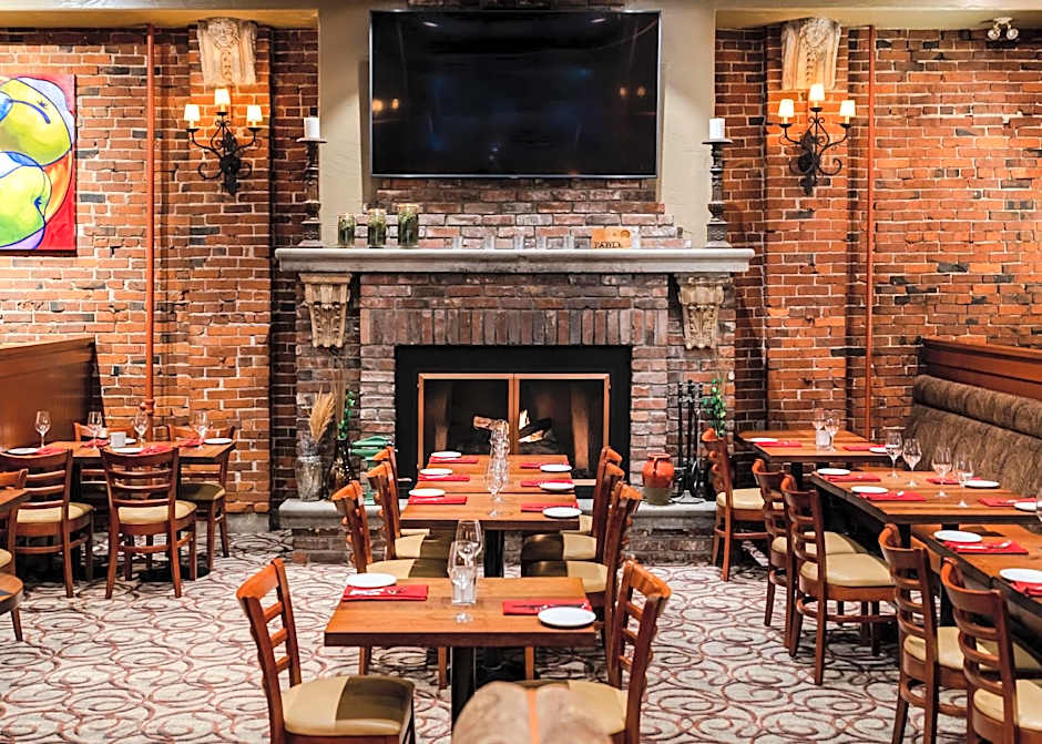 Kingston Hotel