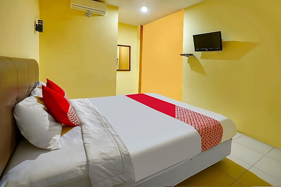 OYO Life 91027 Note Hotel Syariah