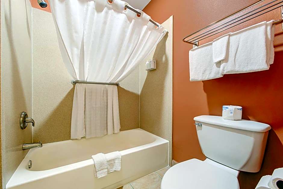 Weslaco Inn by Capital O Near Mercedes