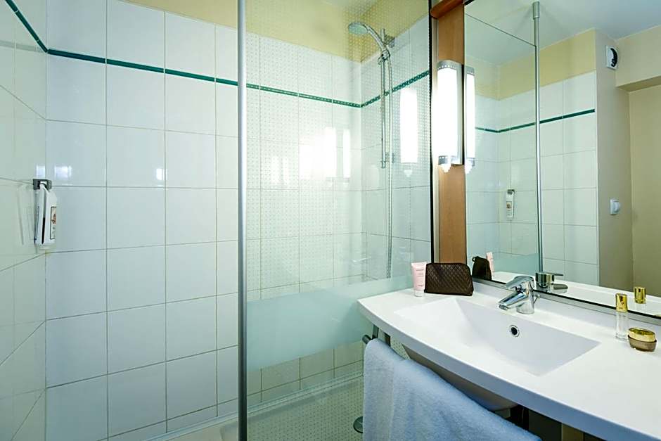 ibis Marseille Timone