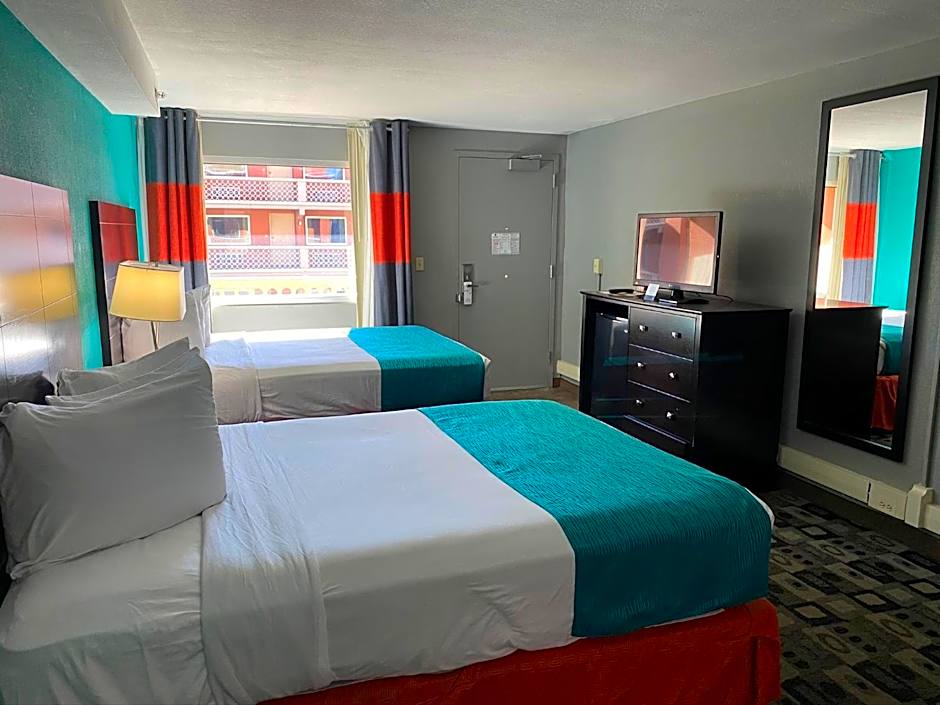 Photo 1 of 6 of 2 Queen Beds, Nonsmoking