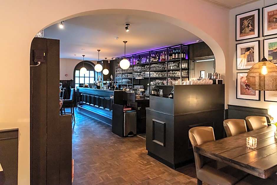 Bar-Bistro-Hotel DOK