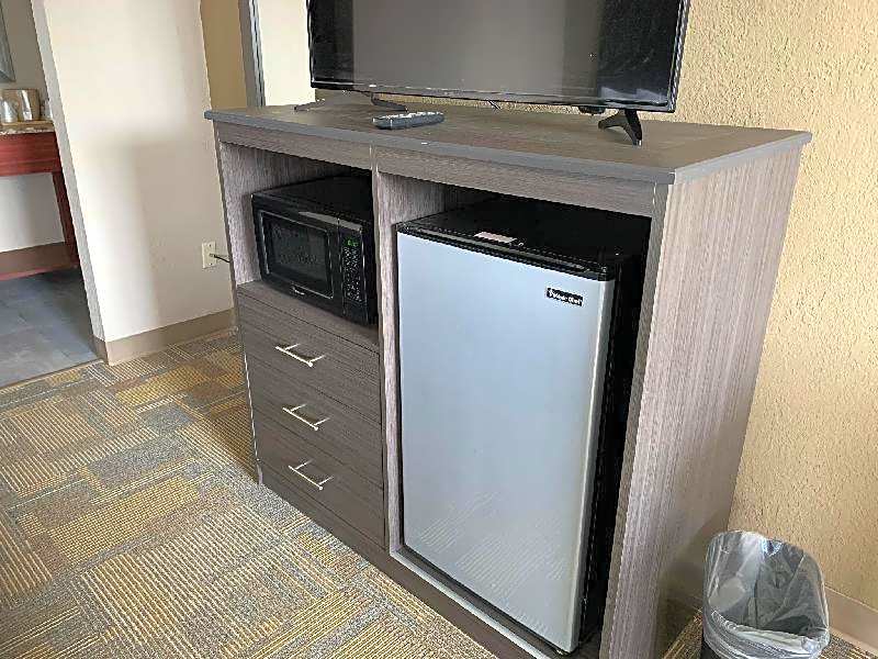 SureStay Hotel by Best Western Olathe