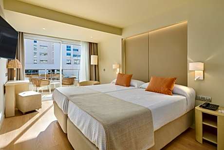 Double Room with Pool View