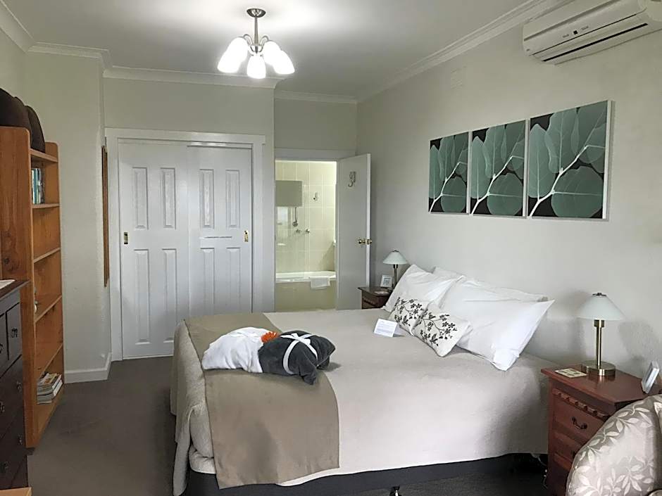 Hillside Bed and Breakfast