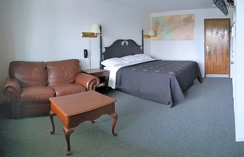 South Side Inn - Burlington