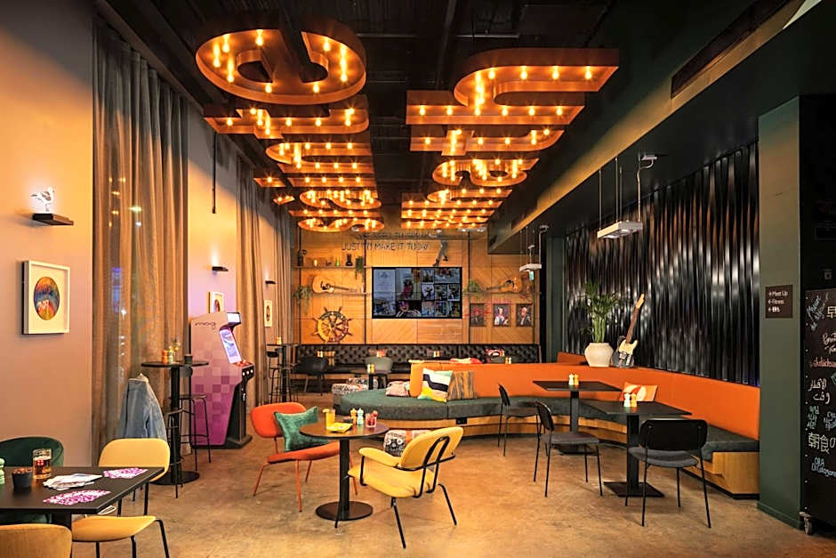 Moxy Glasgow Merchant City