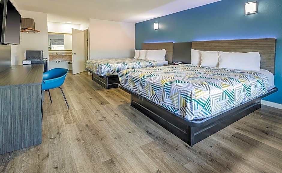 Motel 6 Greenwood, MS