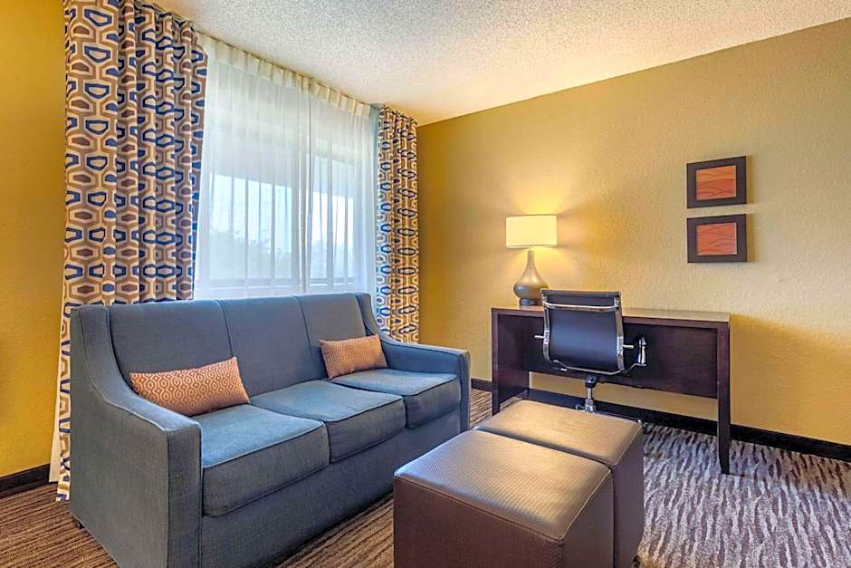 Suburban Studios Arlington Heights - Elk Grove