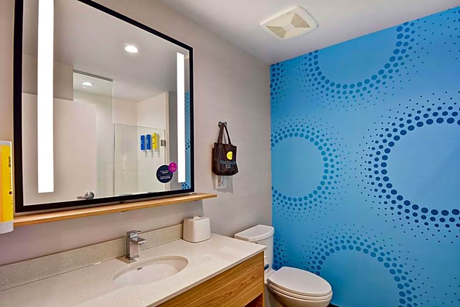 Tru by Hilton Shepherdsville Louisville South, KY