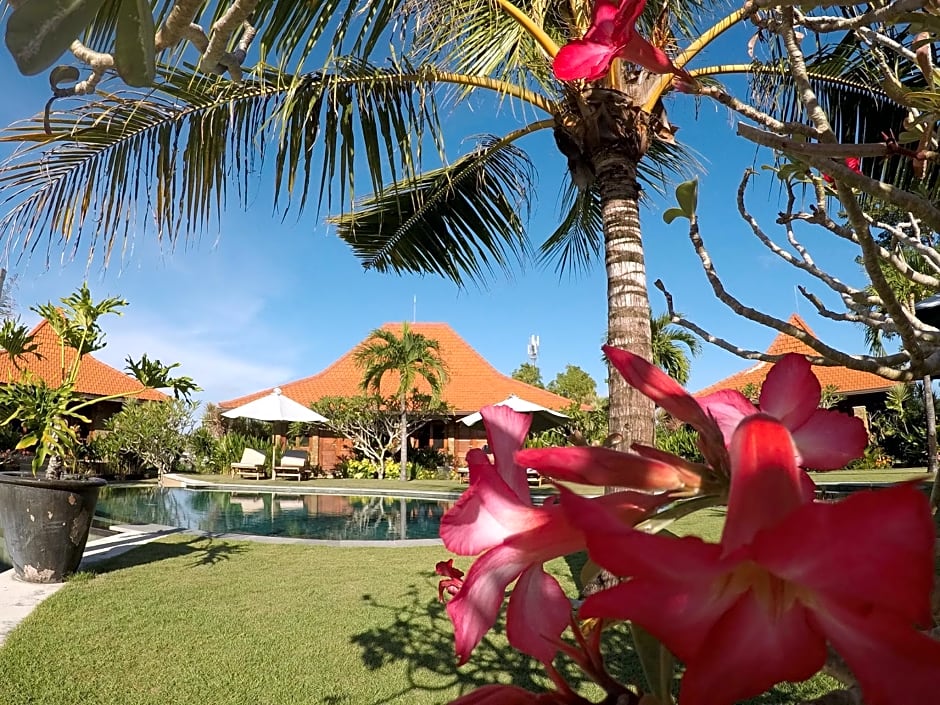 Three Monkeys Villas