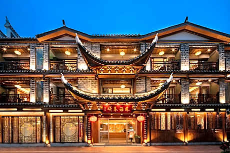 Floral Phoenix Ancient Town Fengyu Chenxi Hotel