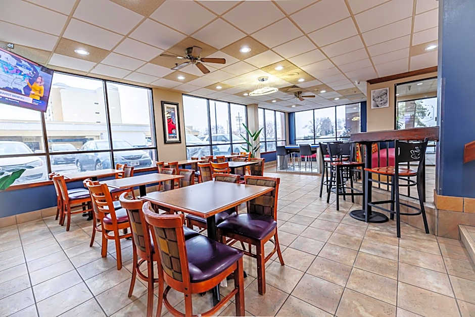 New Victorian Inn & Suites Omaha