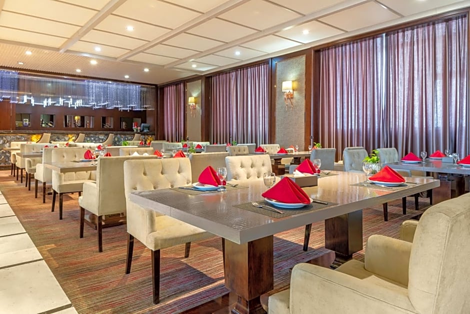 Holiday Inn & Suites Hulunbuir, an IHG Hotel