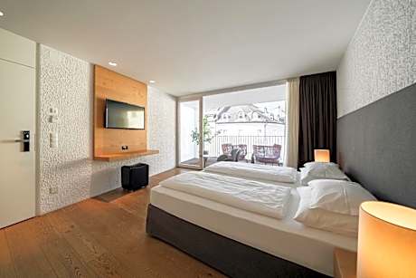 Junior Suite with Balcony