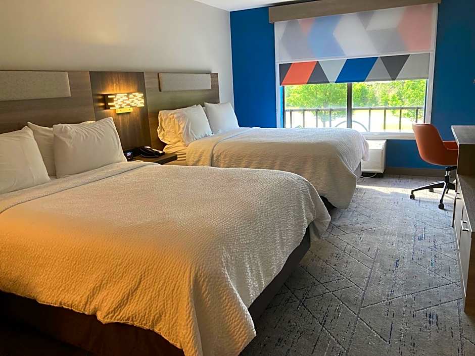 Holiday Inn Express and Suites Winchester By IHG