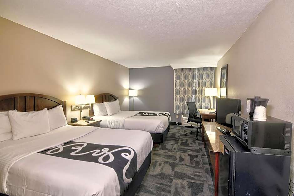 La Quinta Inn & Suites by Wyndham Springfield South