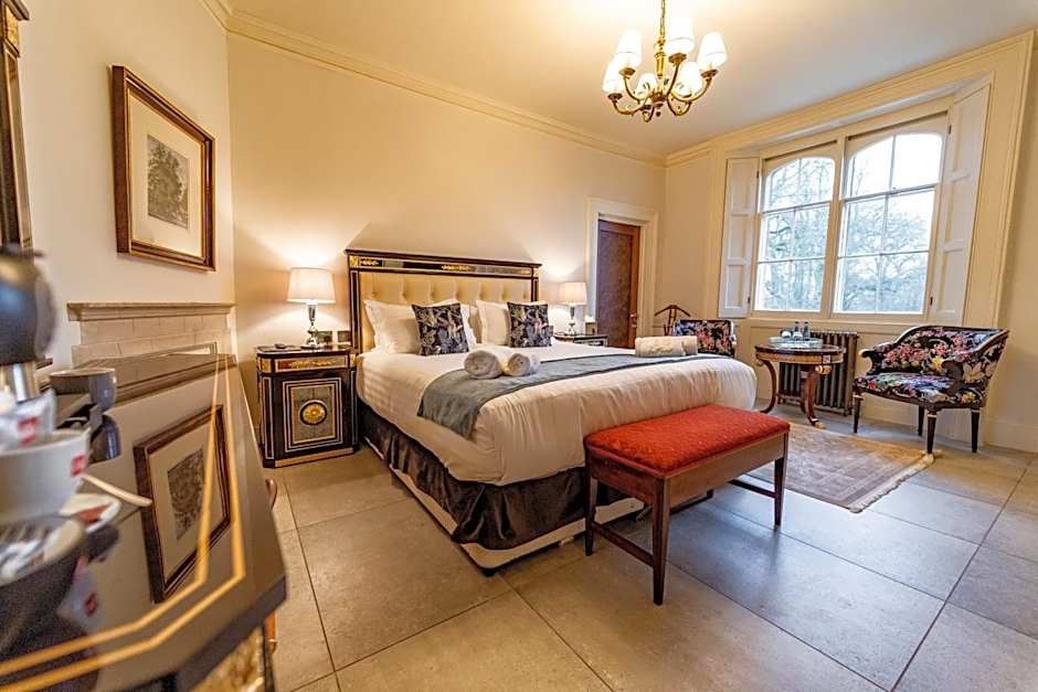 The Manor Country House Hotel