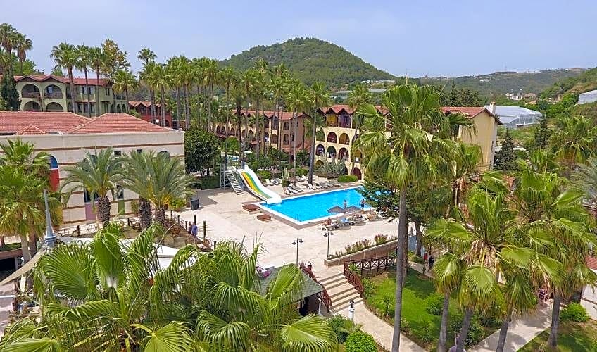 Green Paradise Beach Hotel