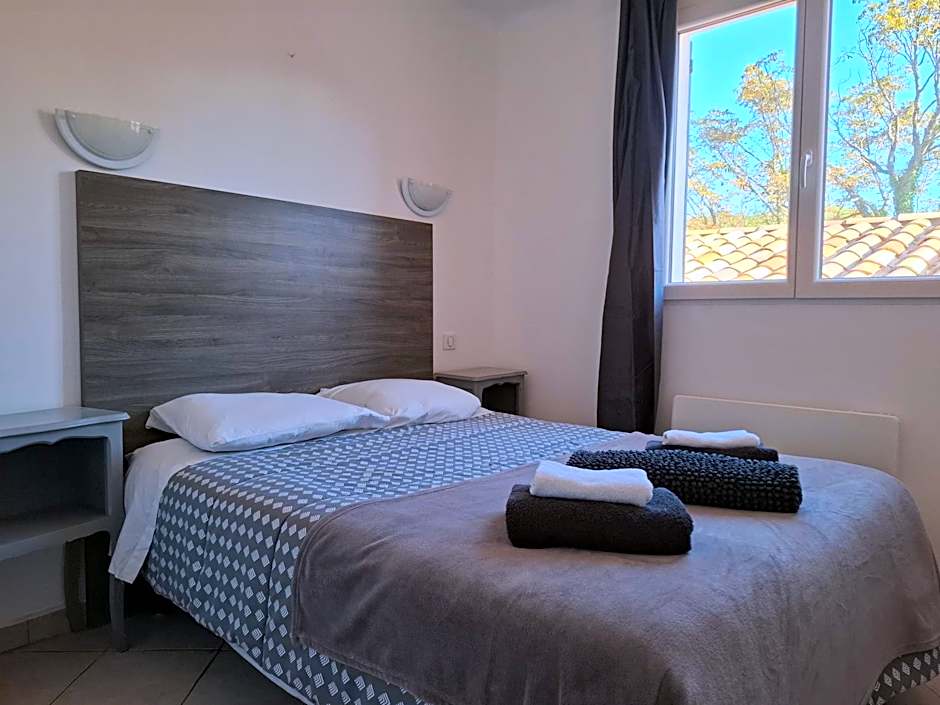 AUBERGE de SAINTE CROIX