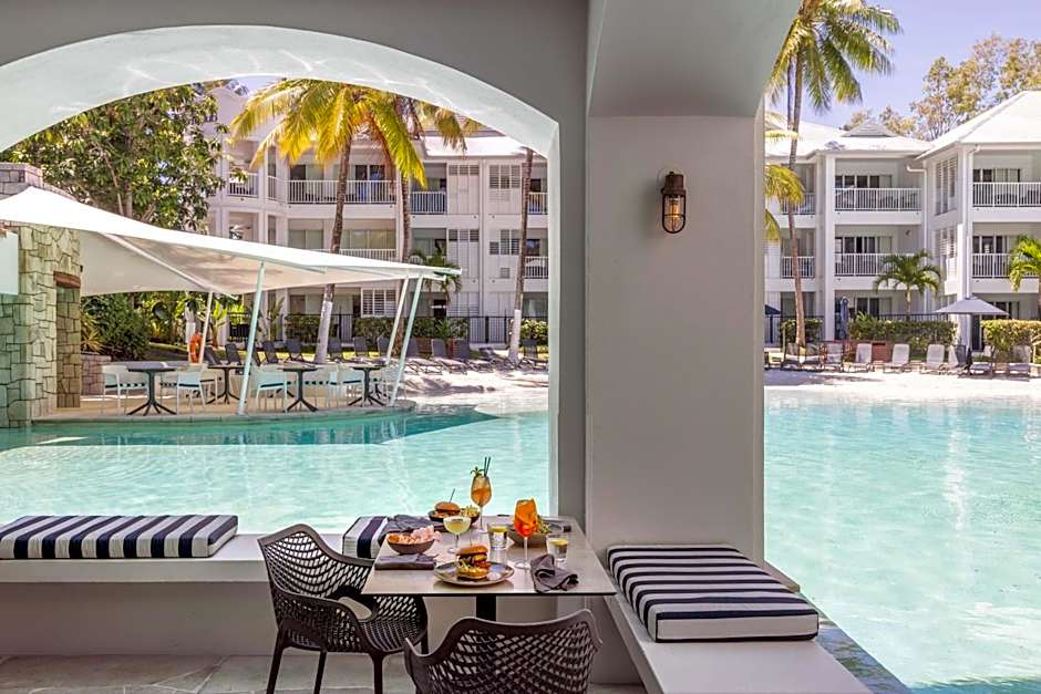 Peppers Beach Club Hotel Port Douglas