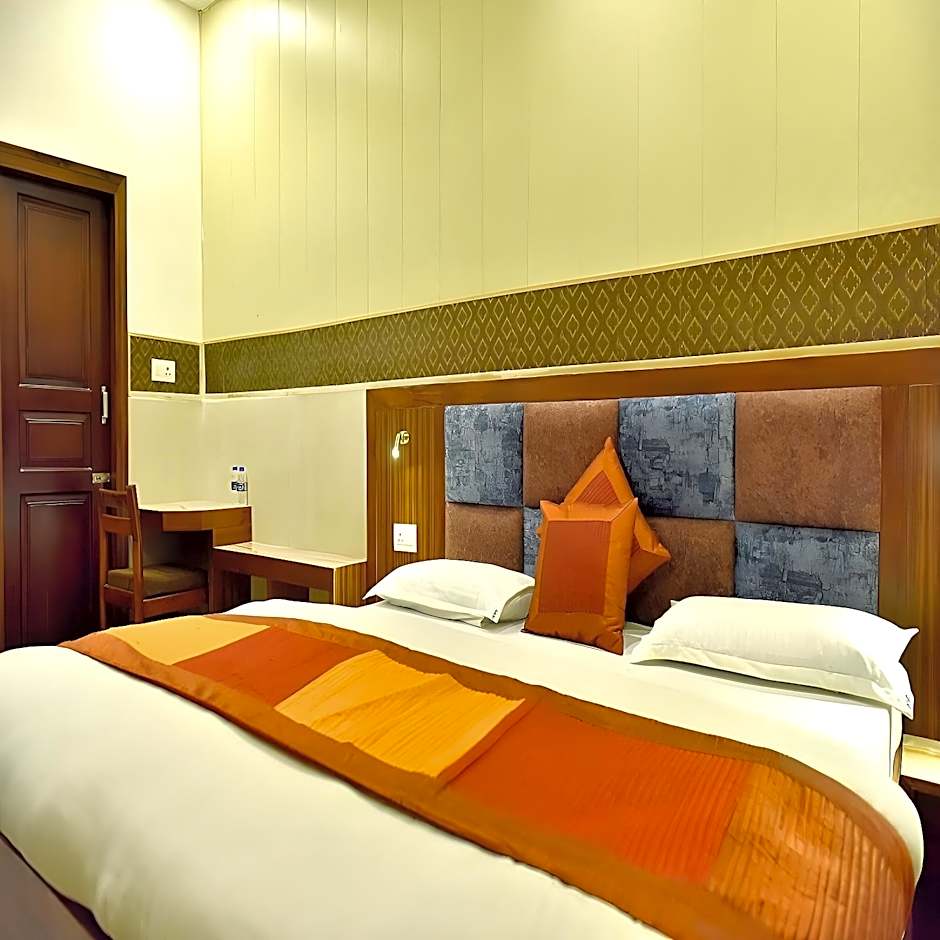 Photo 1 of 5 of Semi-Double Room