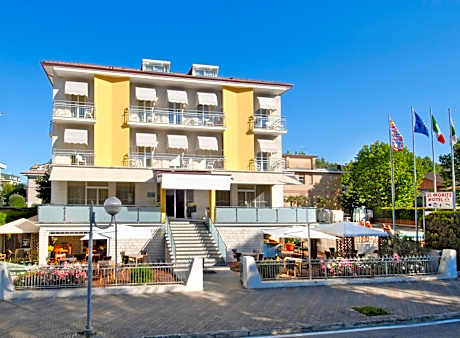 Hotel St. Moritz