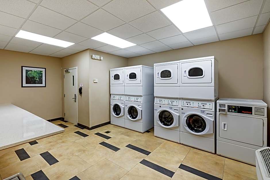 Candlewood Suites Hattiesburg By IHG