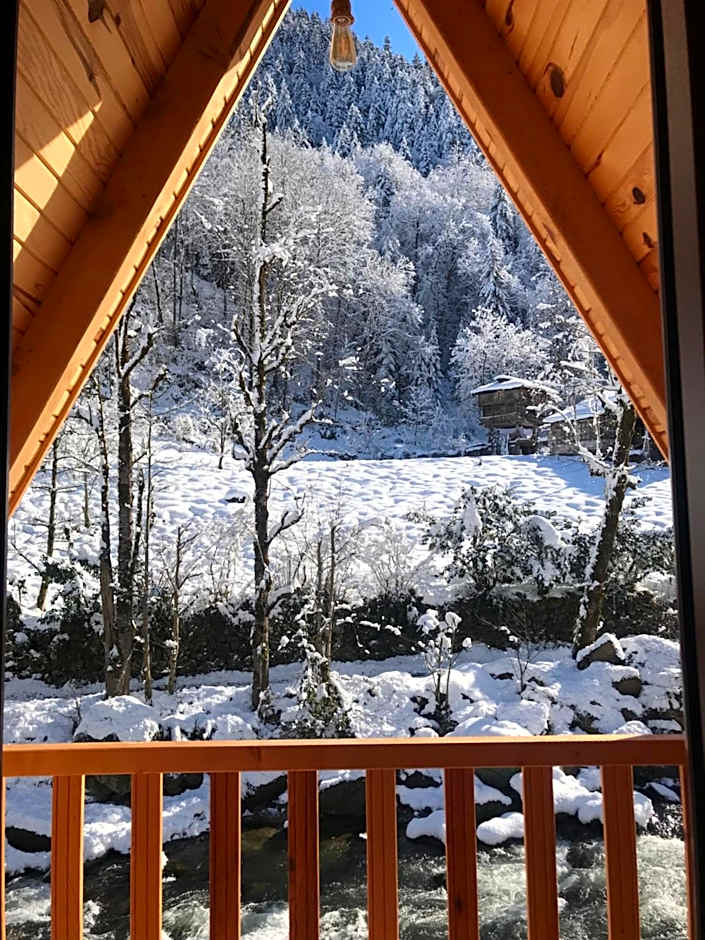 Foga Bungalov – Çamlihemsin, WI