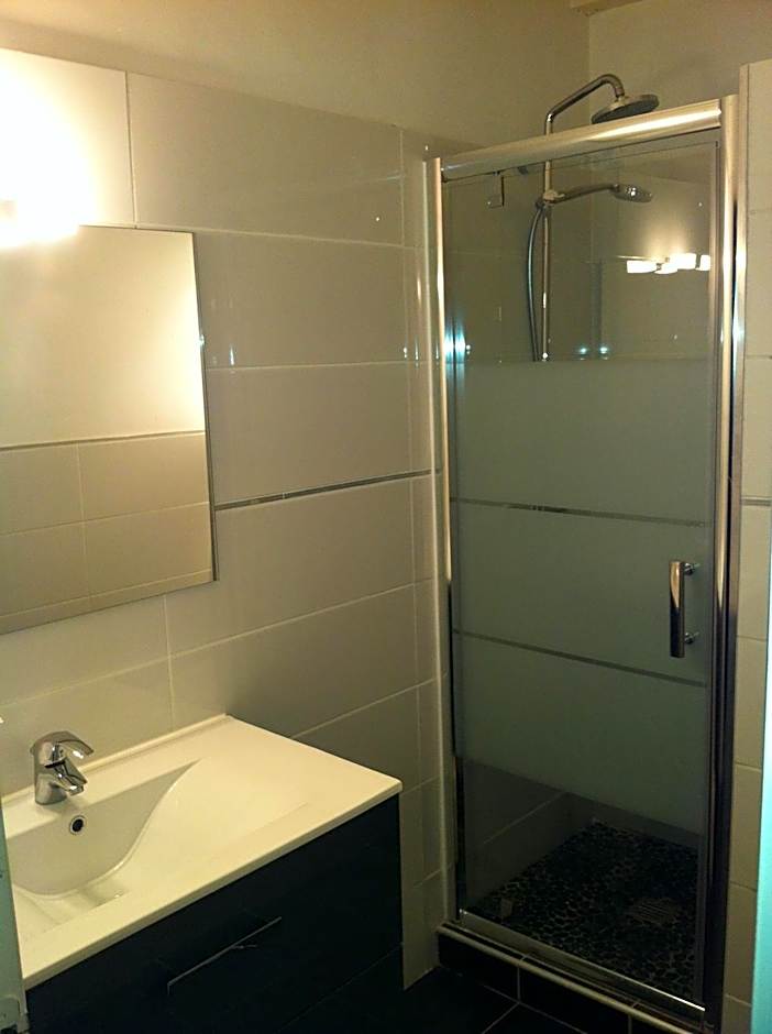 Hôtel L'Eau Des Collines