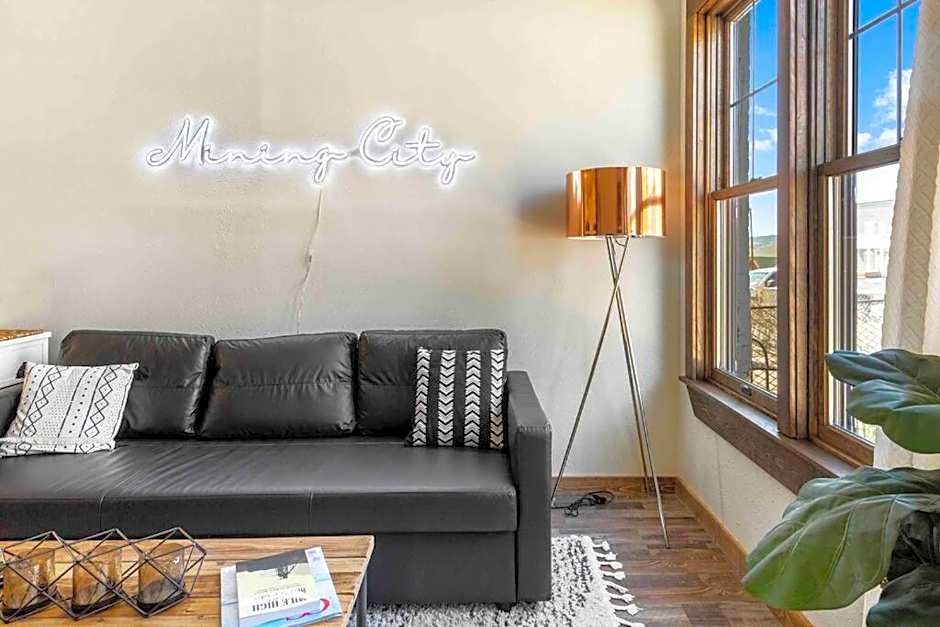 Stylish Uptown Butte Condo -634