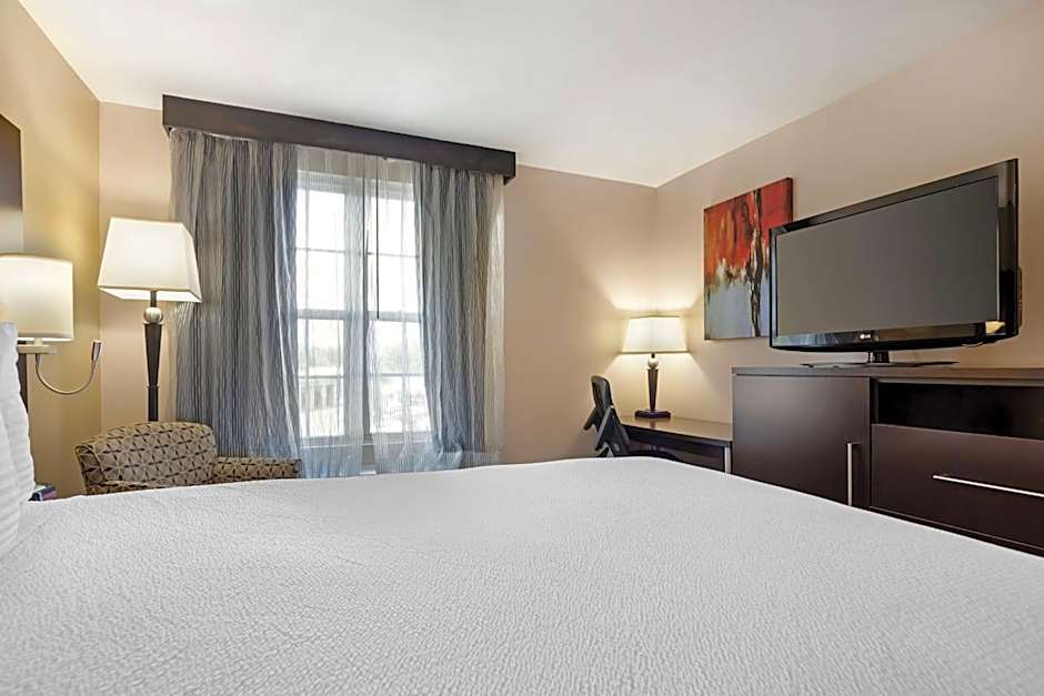 Best Western Plus Fairfield Hotel