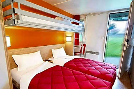 Triple Room - 3 Single Beds