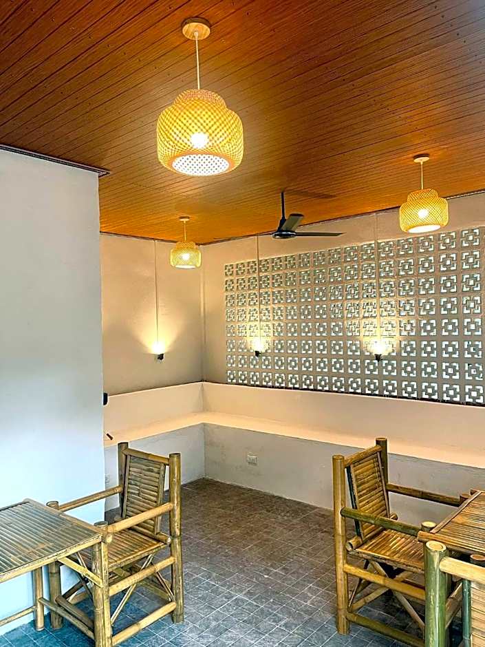 Khao Sok Green Mountain View