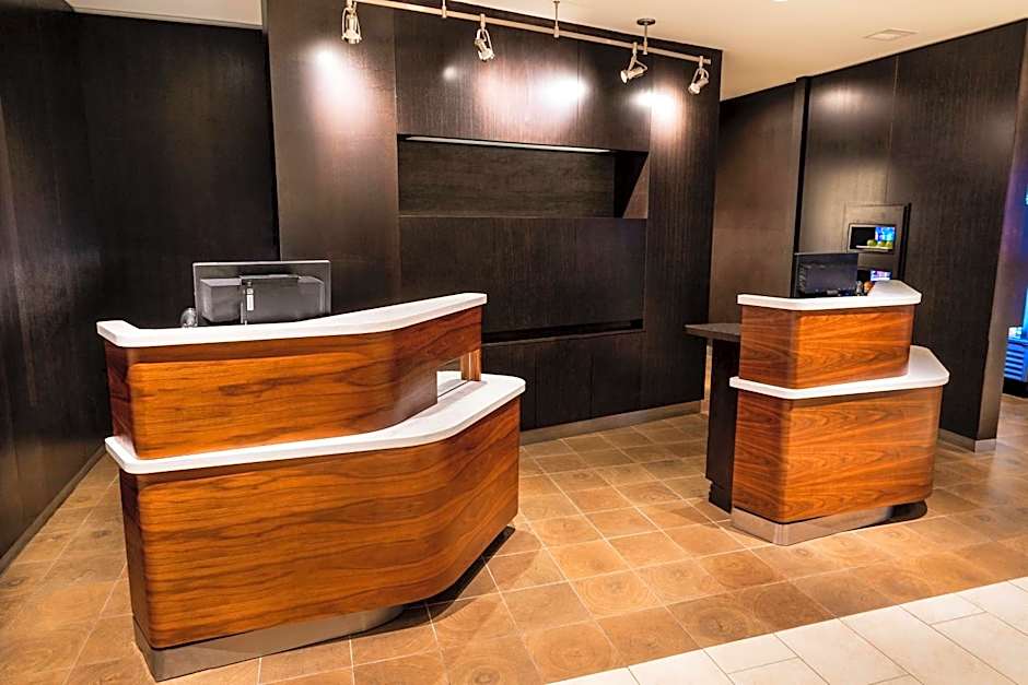 Courtyard by Marriott Largo Medical Center Drive