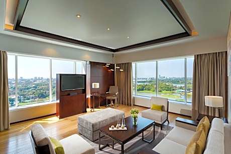 Suite The Level 3 Adults