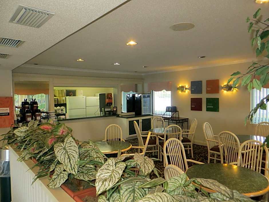 Fairview Inn & Suites Mobile