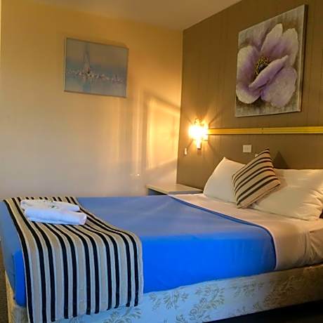 Twin Suite